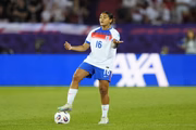 A jogadora de 27 anos sofre os ataques após o jogo contra a Suécia nas quartas de final A jogadora de 27 anos sofre os ataques após o jogo contra a Suécia nas quartas de final