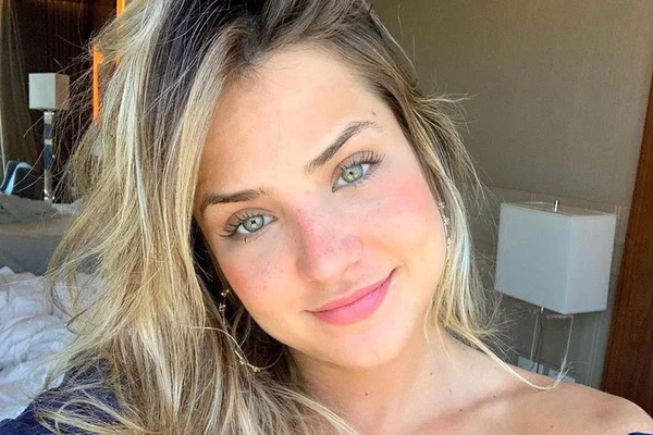 Gabi Martins