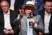 Lula na convenção do PSB, em Brasília Lula na convenção do PSB, em Brasília