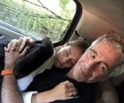 Karyna Shuliak e Jeffrey Epstein 