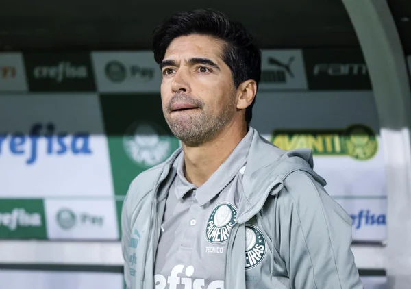 Foto colorida de Abel Ferreira, treinador do Palmeiras - Metrópoles
