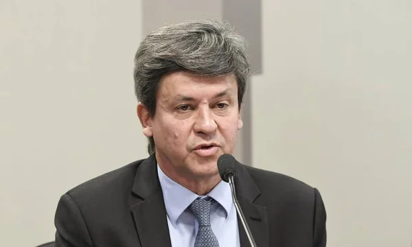 Governo nega “pedaladas” com lucros de estatais para pagar benefícios