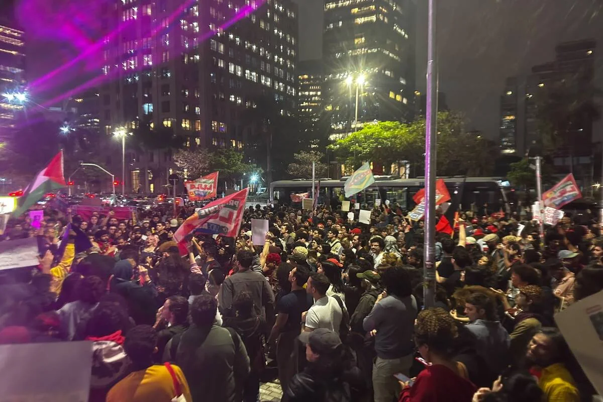 Ato em frente a sede da Meta em São Paulo Ato em frente a sede da Meta em São Paulo