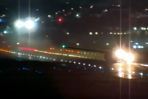 Os aviões mantiveram a separação operacional exigida. Enquanto um vinha de Miami e realizava o pouso, outro decolava com destino a Londres. Cenipa classificou caso como um incidente - Metrópoles