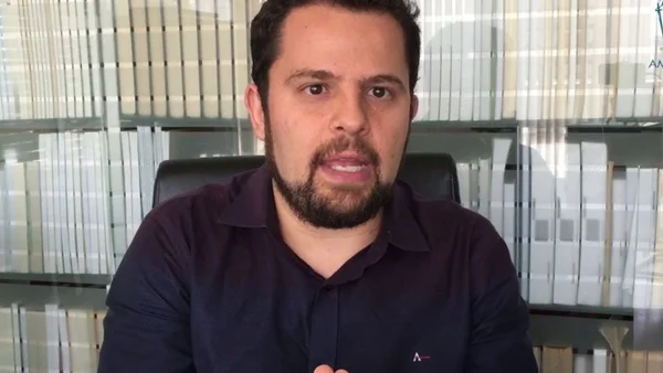 Juiz Marcos Scalercio é acusado de assédio sexual