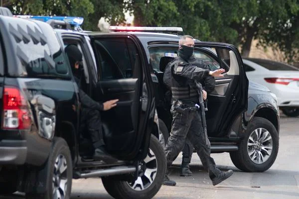 Agentes da PCDF