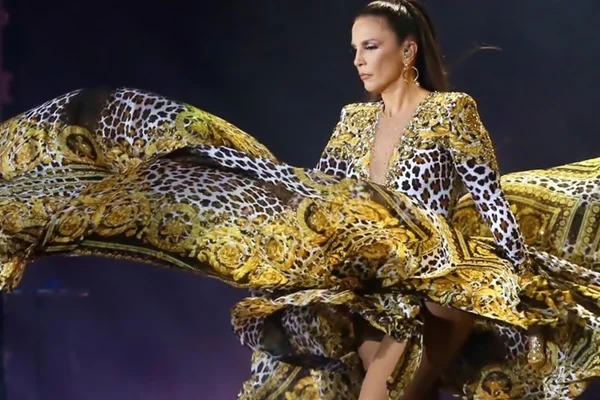Versace cria looks exclusivos para DVD ao vivo de Ivete Sangalo
