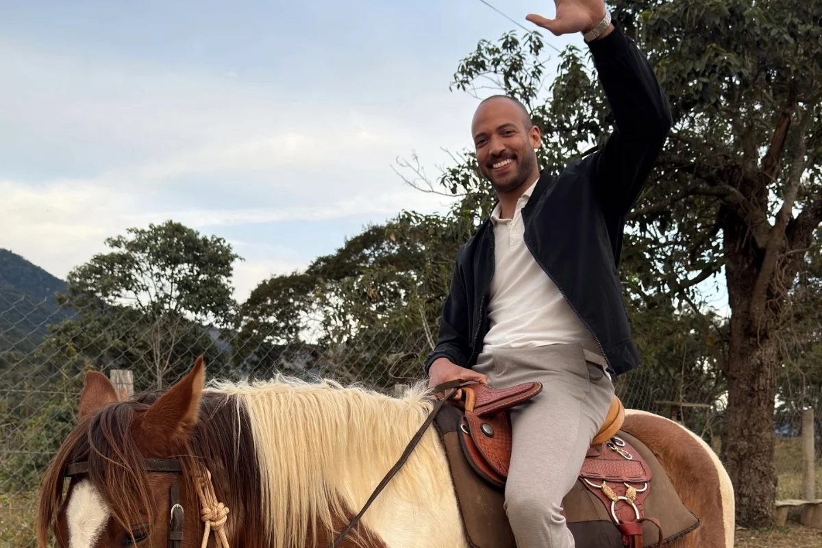 Em destaque: Quem é o candidato do Missão que fingia apoiar Lula para desviar material