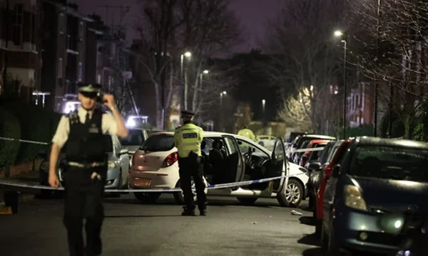 Nove pessoas feridas em ataque com substância corrosiva no sul de Londres