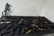 Arsenal ilegal era composto também por pistolas e revólveres