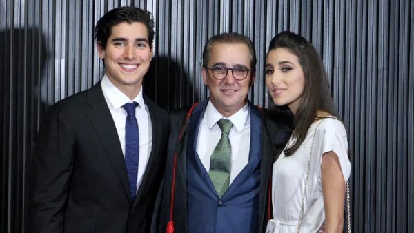 Ator de “13 Reasons Why” e “X-Men” é filho de ministro do TSE