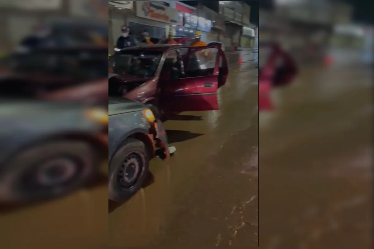 Motorista Alcoolizado Provoca Acidente com Três Carros em São Sebastião