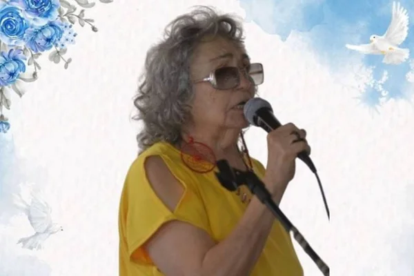 Professora Holanda - Metrópoles