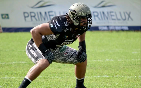 Dois brasileiros participam do Combine internacional da NFL