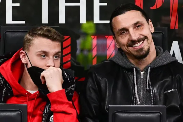 Filho de Ibrahimovic assina primeiro contrato profissional com o Milan