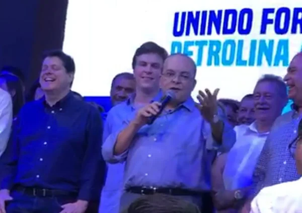“Chega de radicalismos da esquerda e da direita”, dispara Ibaneis