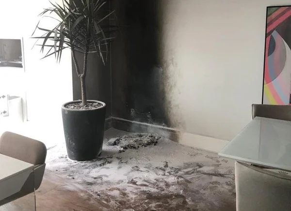 Patinete elétrico pega fogo e causa incêndio em apartamento