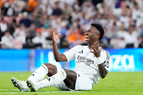 Foto colorida de Vini Jr., do Real Madrid - Metrópoles
