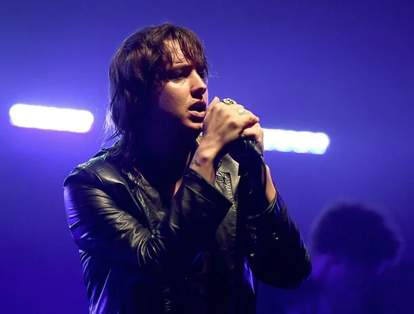 Strokes anuncia data de lançamento do 6º disco: The New Abnormal