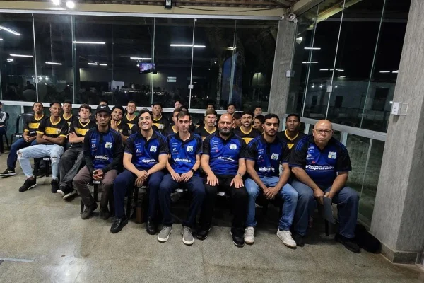 Com reforços, Greval apresenta elenco para o Candangão Série B