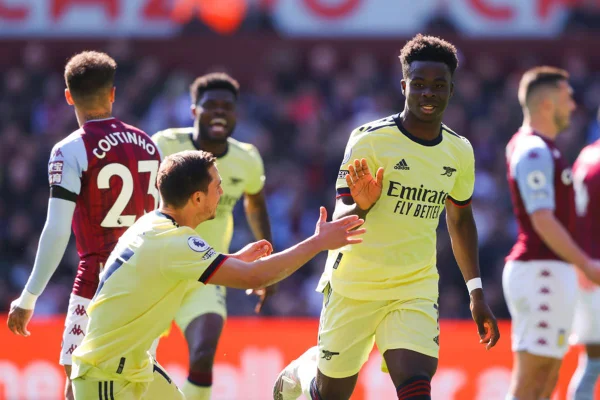 Arsenal vence o Aston Villa fora de casa pela Premier League