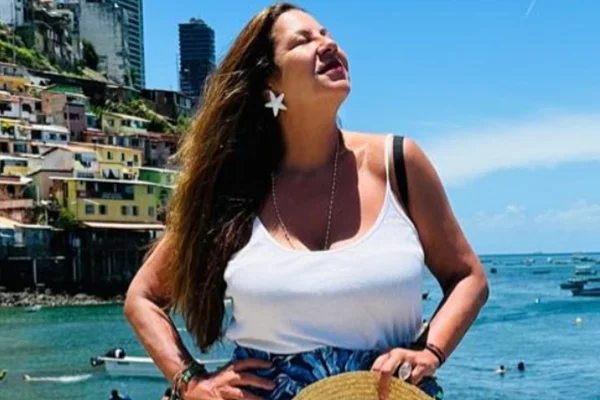 Carla Daniel desabafa antes de cirurgia: "13 meses com dores" - Metrópoles