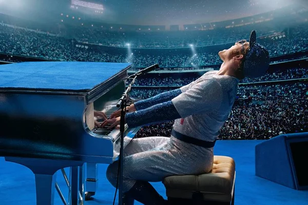 Rocketman mostra altos e baixos da carreira de Elton John