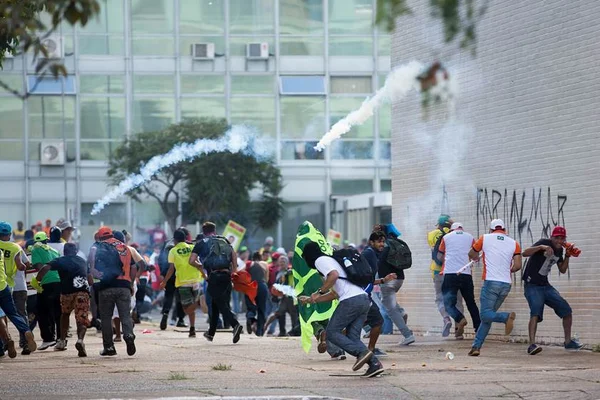 Governo monitora protestos durante julgamento da chapa Dilma-Temer