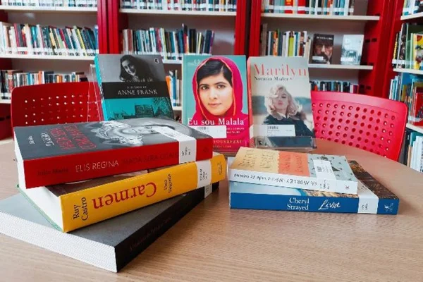 Escritoras femininas