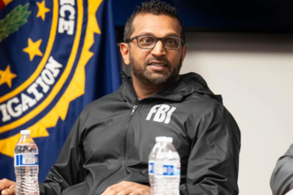 Diretor do FBI é alvo de ataque hacker de grupo ligado ao Irã Diretor do FBI é alvo de ataque hacker de grupo ligado ao Irã