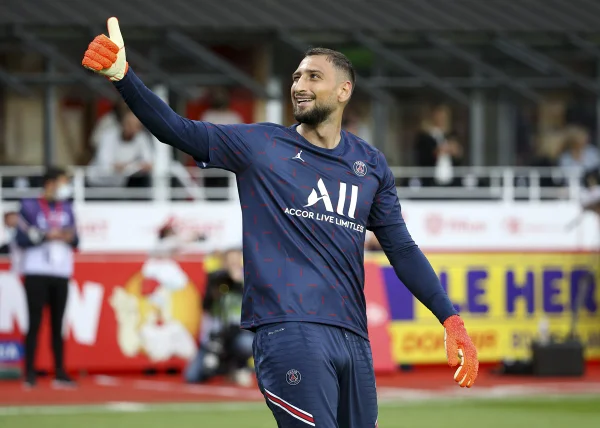 Bola de Ouro: Donnarumma, do PSG, é eleito o Goleiro do Ano