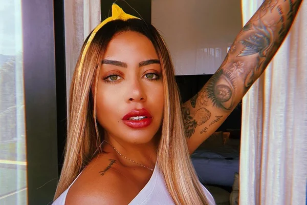 Rafaella, irmã de Neymar, realiza série de procedimentos estéticos no rosto
