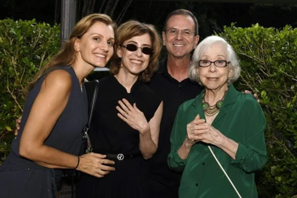 Cristine Paes, Fernanda Montenegro, Eduardo Paes e Fernanda Torres marcam presença em homenagem póstuma para Cacá Diegues no Rio de Janeiro - Metrópoles