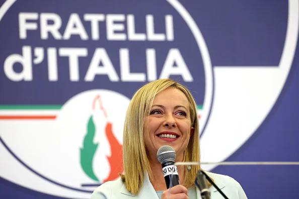 Giorgia Meloni é primeira-ministra da Itália, eleita em outubro de 2022