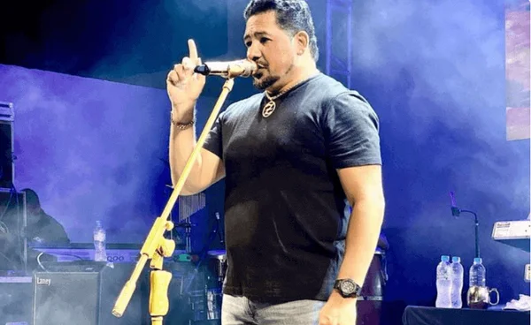 cantor Zezo assaltado