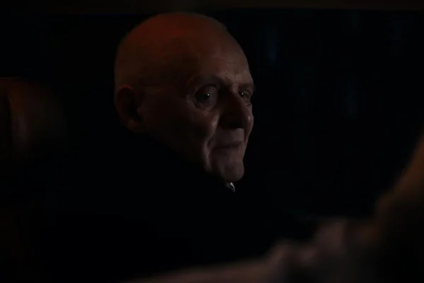 Anthony Hopkins, em Confinado