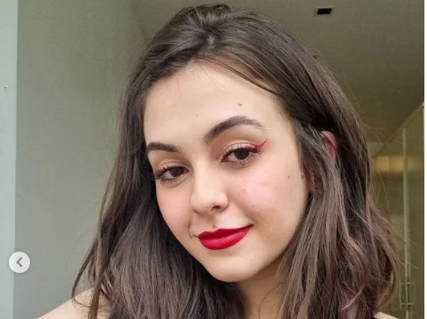 Klara Castanho