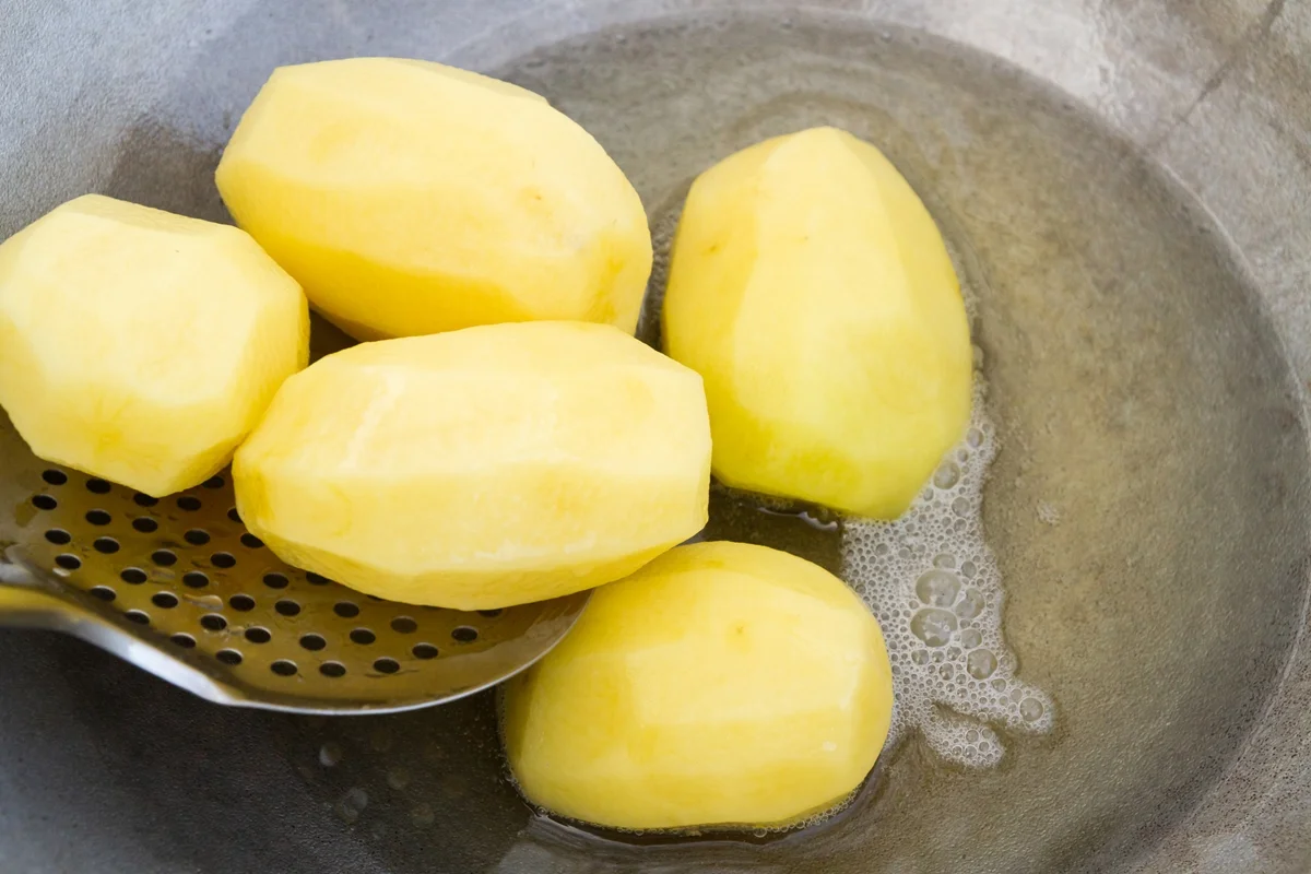 O alimento é uma excelente fonte de potássio, mineral importante para o controle da pressão arterial O alimento é uma excelente fonte de potássio, mineral importante para o controle da pressão arterial