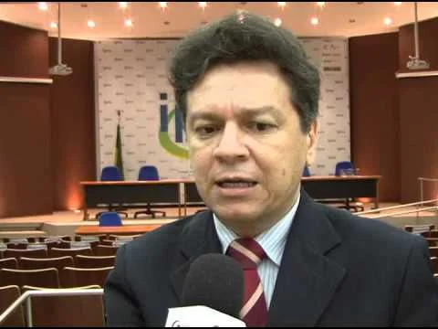 Diretor do Ipea comprova exercício de cargo que citou no currículo