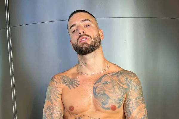 Maluma, em foto para o Instagram - Metrópoles