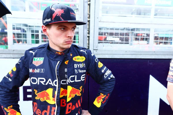 imagem colorida de Max Verstappen - Metrópoles