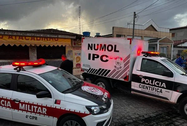 Mulher é assassinada em frente à lanchonete, em João Pessoa