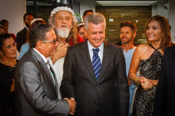 Rodrigo Rollemberg encontra Inri Cristo em evento no Minas Tênis Clube