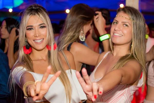 Aline Tormim e Ana Luíza Coelho Aline Tormim e Ana Luíza Coelho