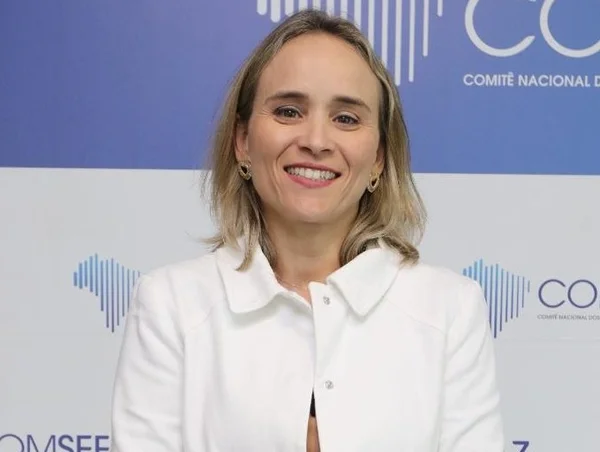 Secretária do CE é a mais cotada para presidir Comsefaz no governo Lula