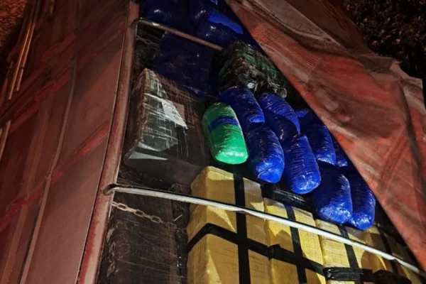 Imagem colorida, Paraguai apreende 88 toneladas de drogas em fronteira com o Paraná- Metrópoles
