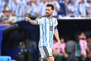 Lionel Messi igualou Klose na artilharia histórica das Copas. Lionel Messi igualou Klose na artilharia histórica das Copas.