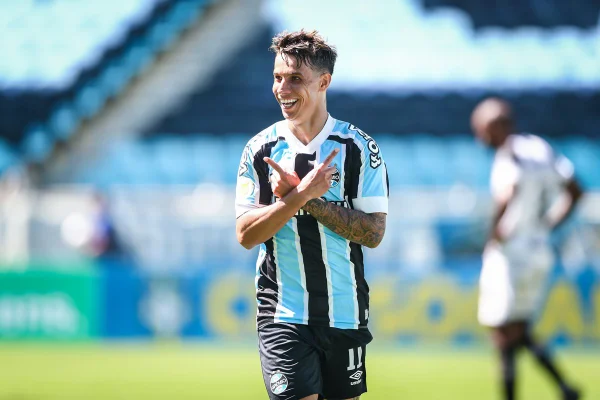 Grêmio derrota o Ceará em casa