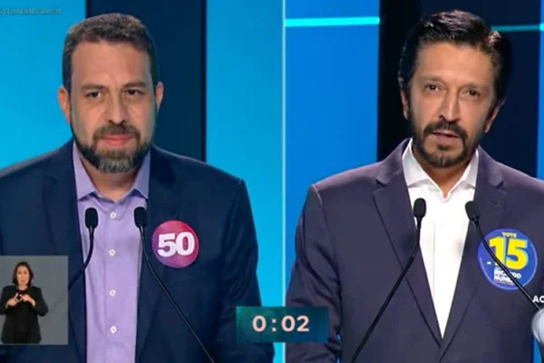 Guilherme Boulos e Ricardo Nunes no debate da TV Record - Metrópoles
