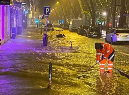 enchente em lisboa portugal - Metrópoles